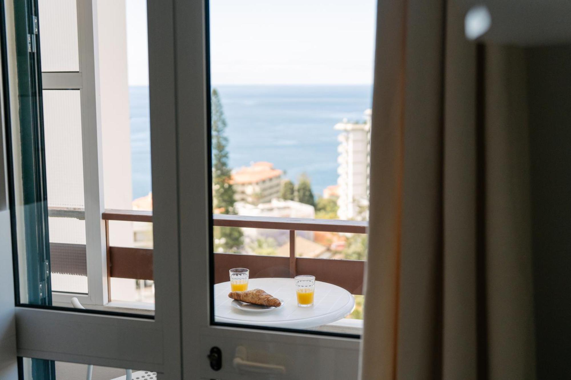 Casa Branca Apartments By Wanderlust Madeira, Vacation Rentals Фуншал Екстериор снимка