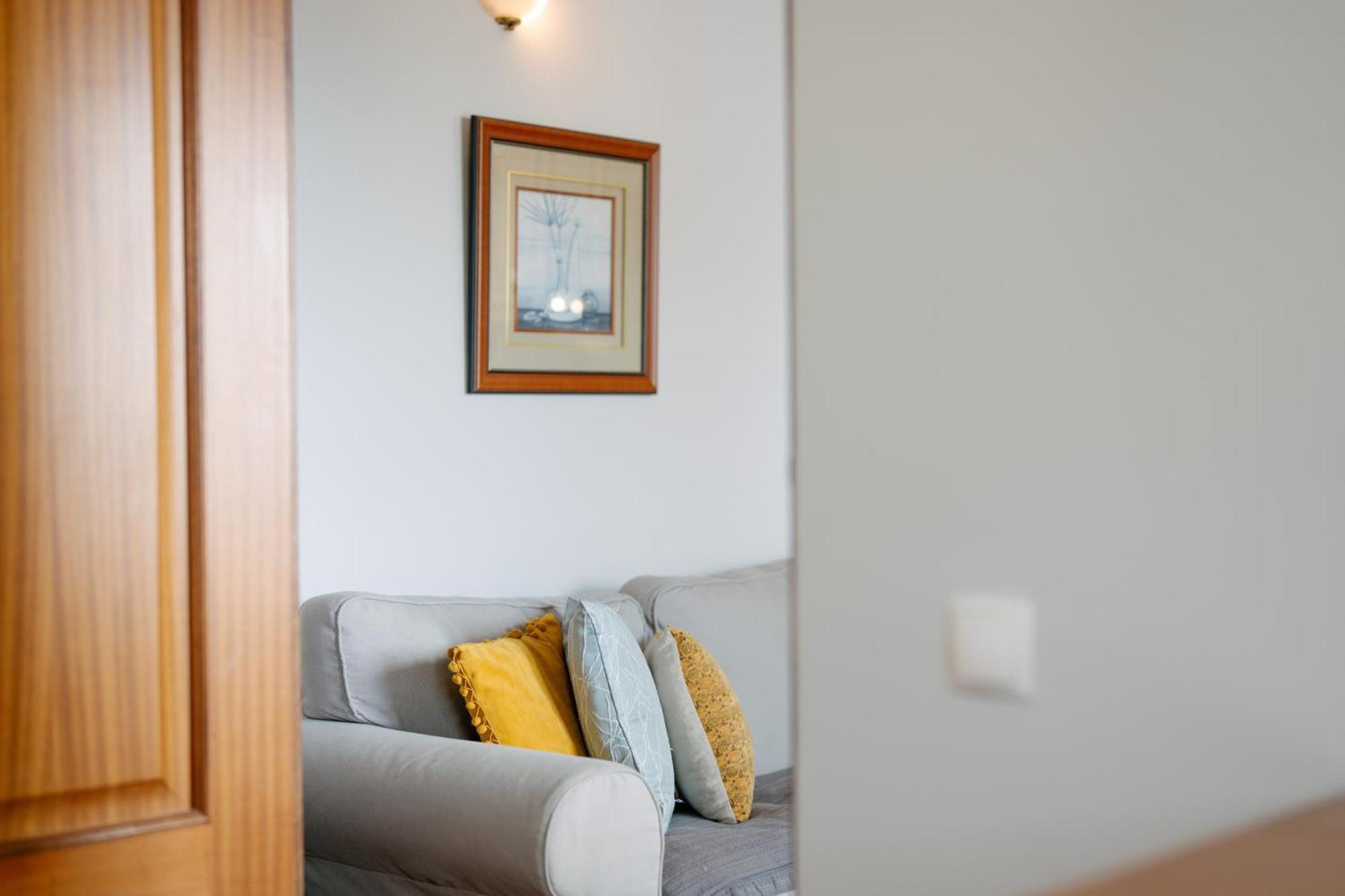 Casa Branca Apartments By Wanderlust Madeira, Vacation Rentals Фуншал Екстериор снимка
