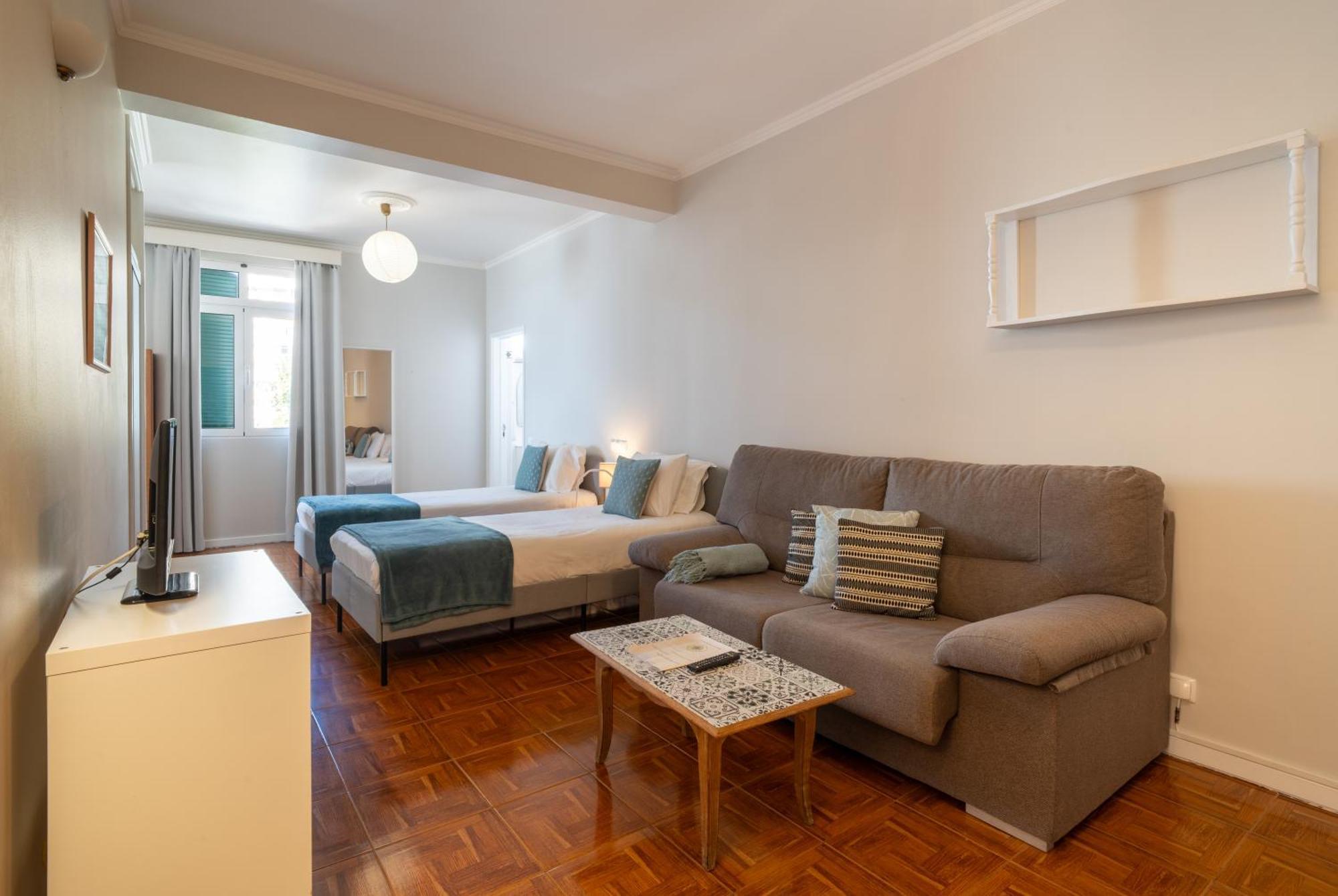 Casa Branca Apartments By Wanderlust Madeira, Vacation Rentals Фуншал Екстериор снимка